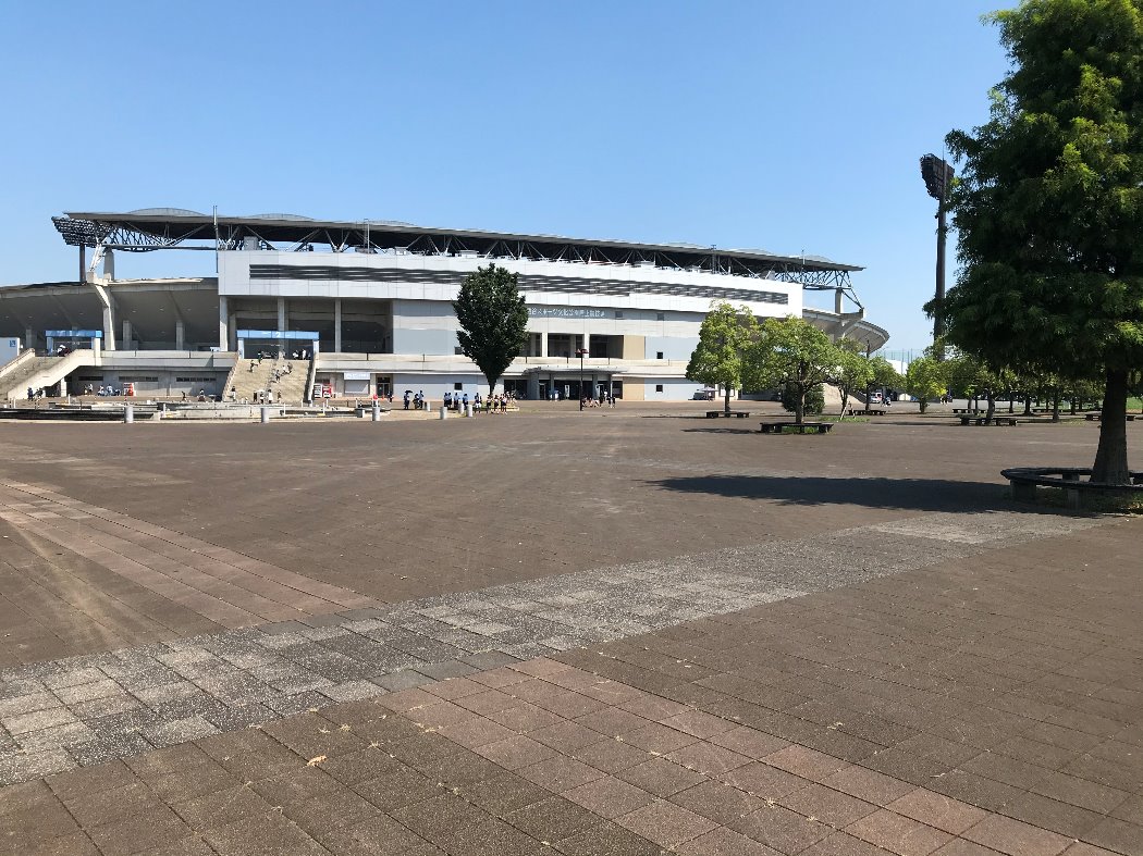 陸上競技場外観