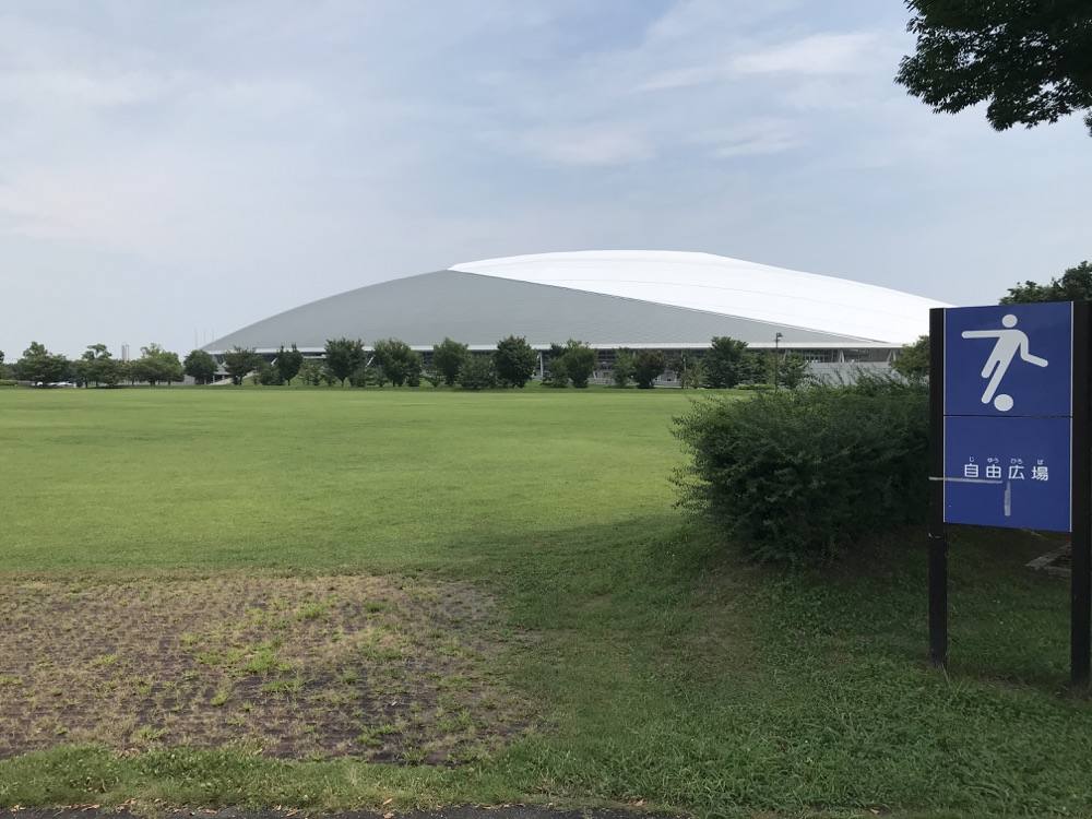 自由広場