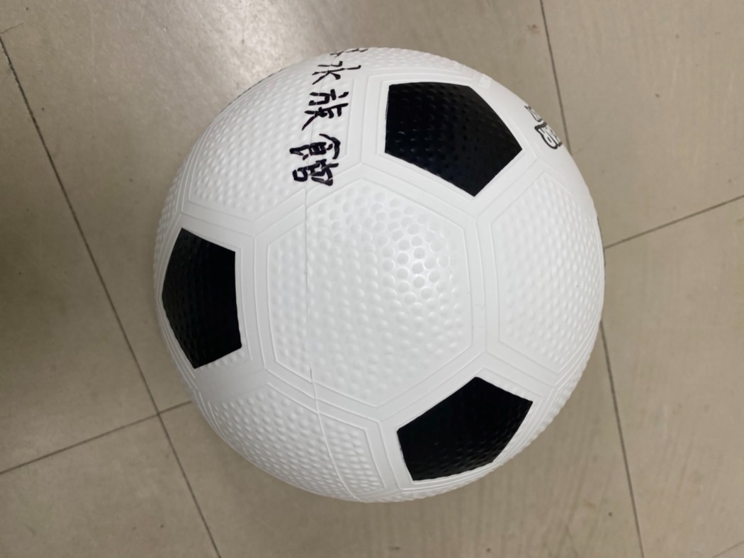 サッカーゴムボール