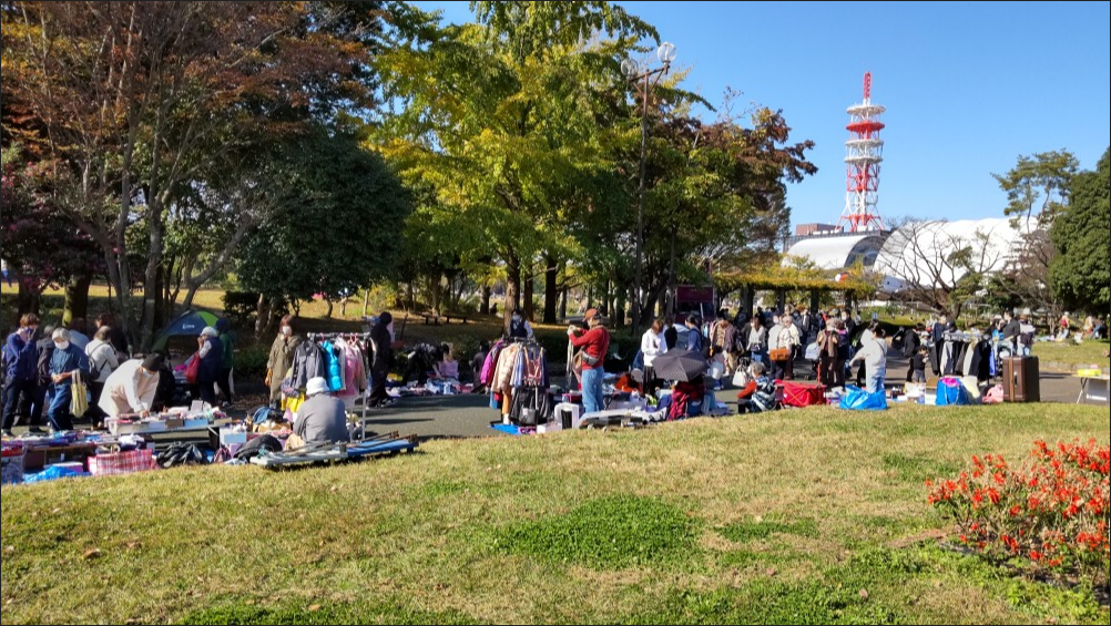 フリーマーケット風景